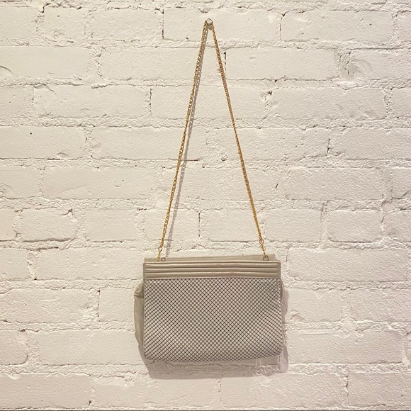 Whiting & Davis Mesh Purse with gold chain - Picture 2 of 5